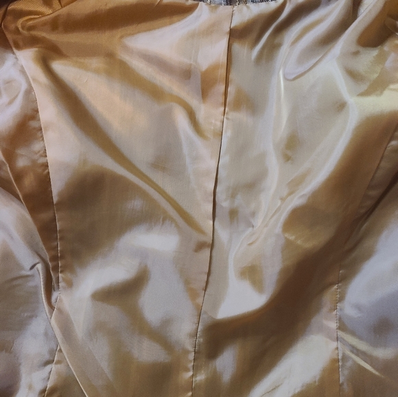 Beautiful verucci suit - Picture 4 of 6